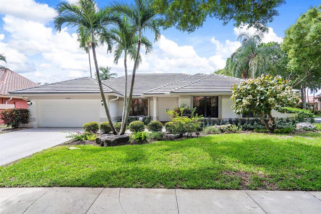 10639 Avenida Santa Ana