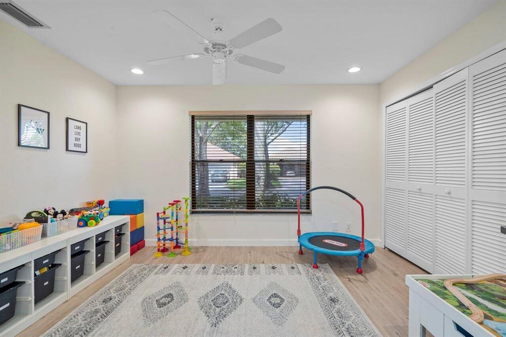 10639 Avenida Santa Ana