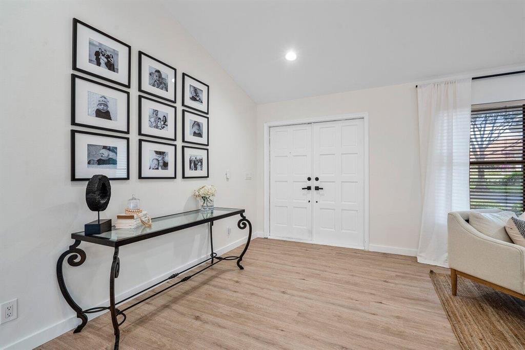 10639 Avenida Santa Ana