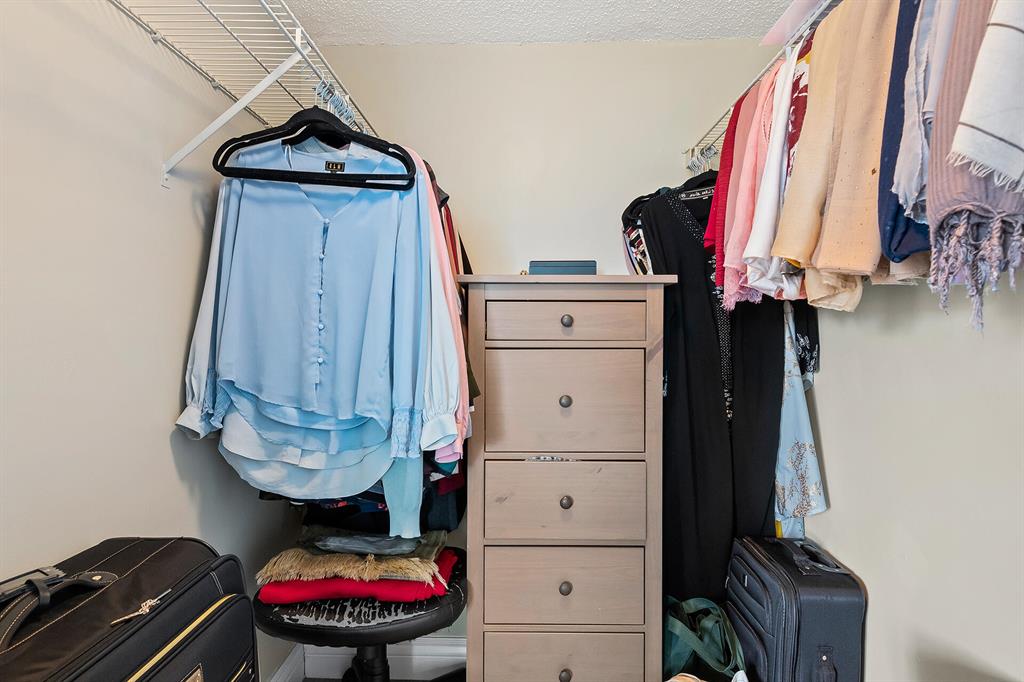 2600 S University Drive Unit: 322