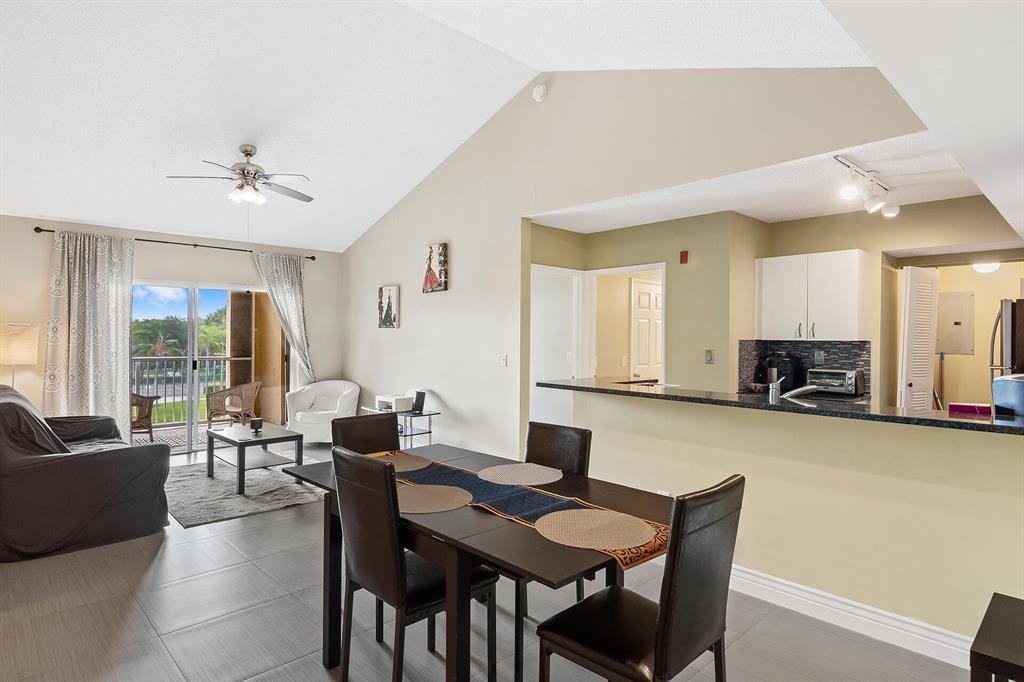 2600 S University Drive Unit: 322