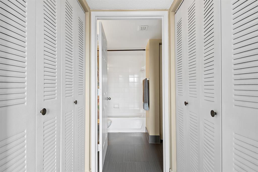 2600 S University Drive Unit: 322