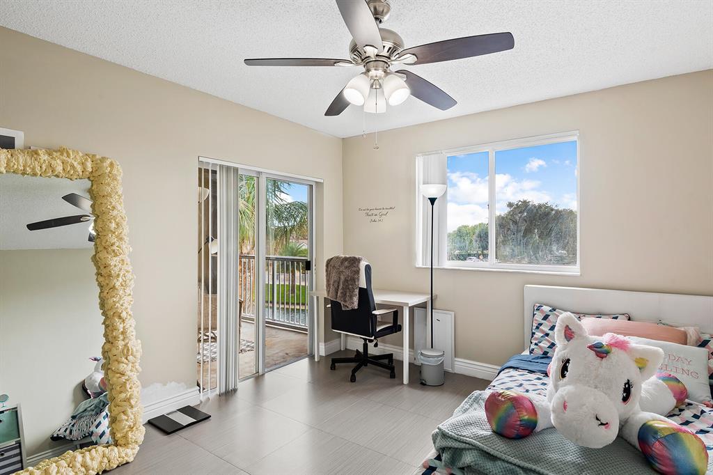2600 S University Drive Unit: 322