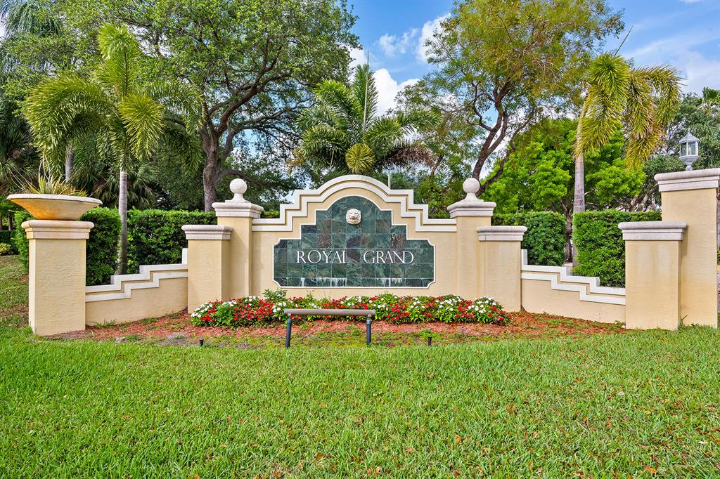 2600 S University Drive Unit: 322