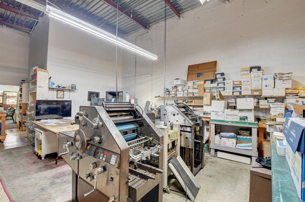 3300 S Congress Avenue Unit: 12