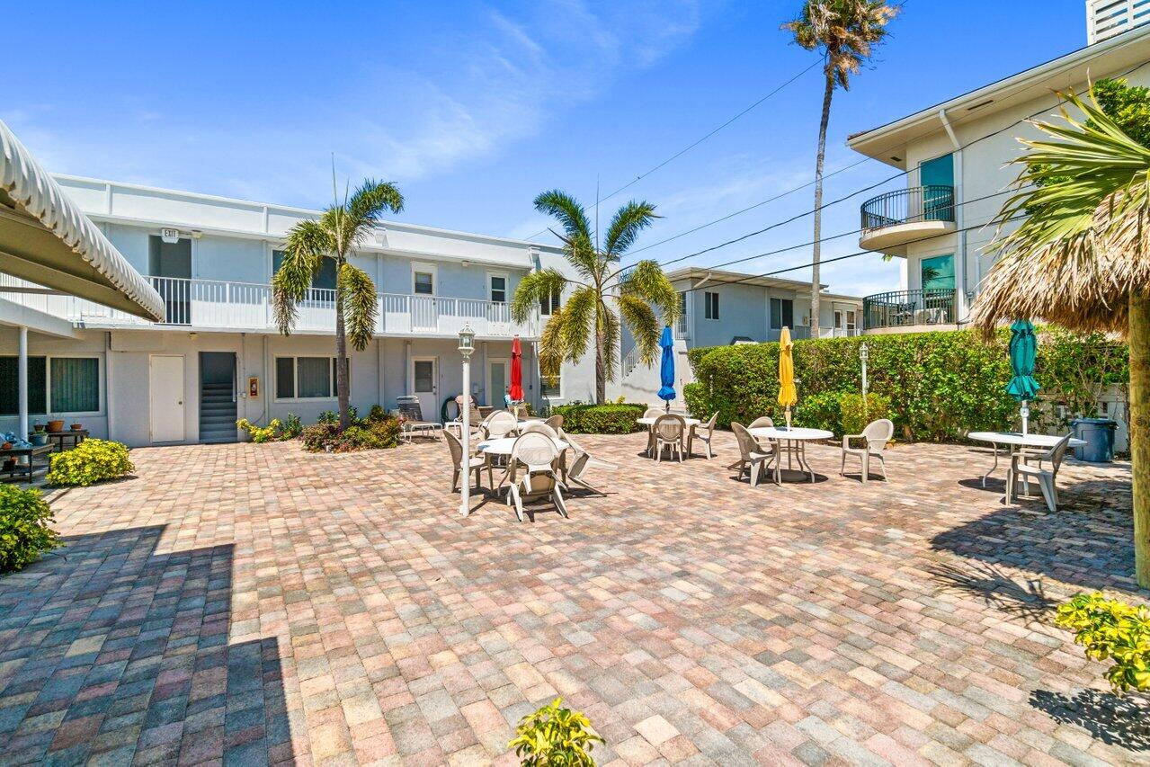4228 N Ocean Drive Unit: 17