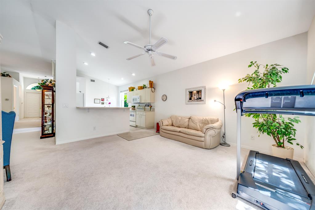 4930 Swans Lane