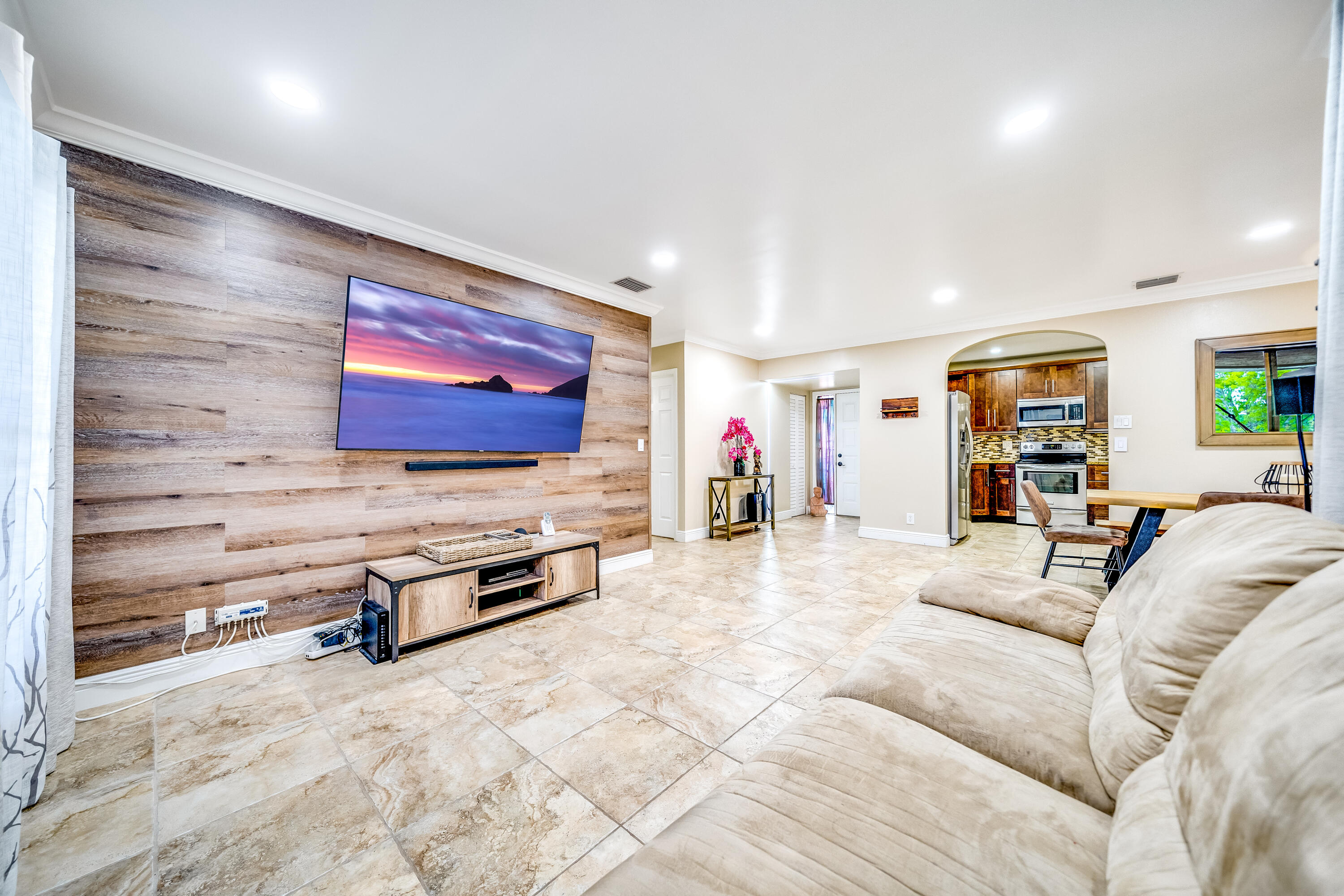 2972 Carambola Circle S Unit: 2047