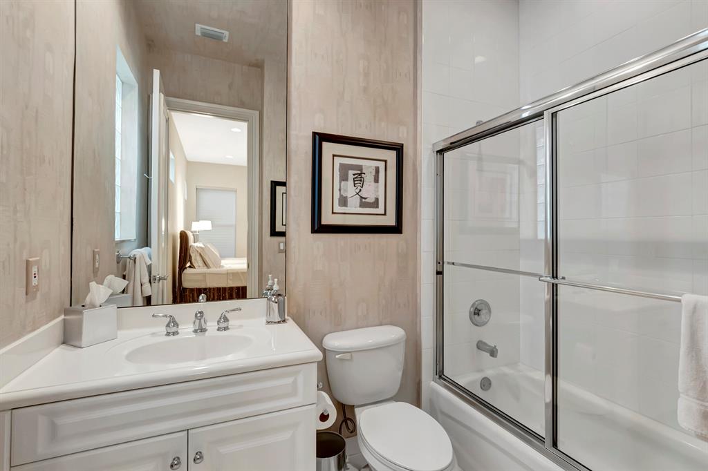 7692 Bella Verde Way