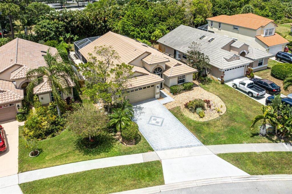 8605 Windy Circle
