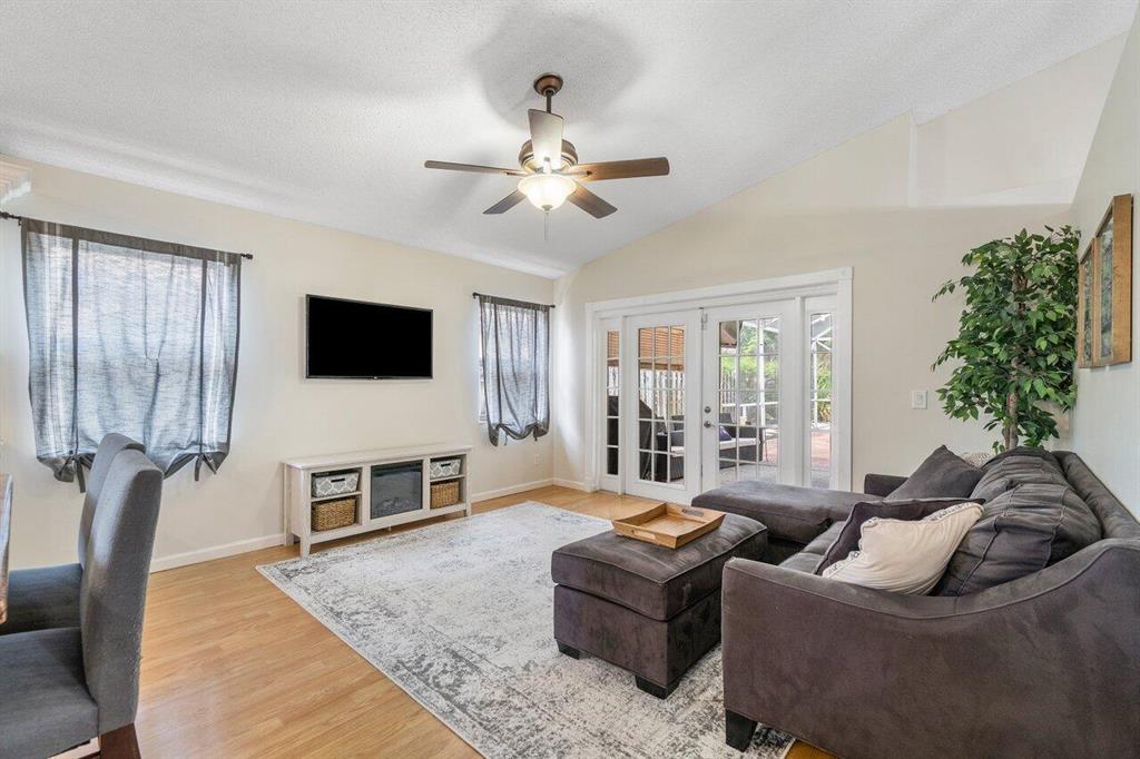 8605 Windy Circle