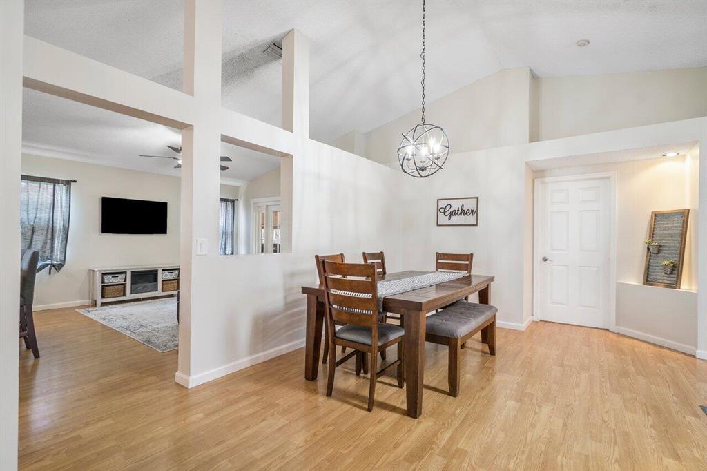 8605 Windy Circle