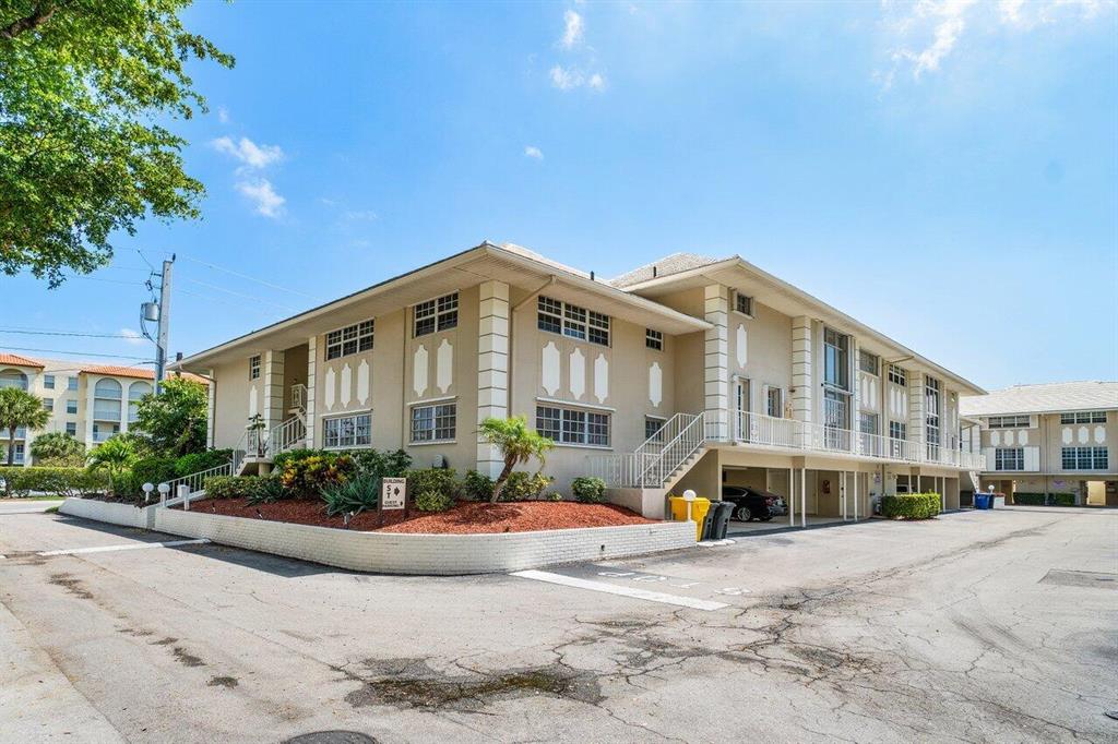 1299 S Ocean Boulevard Unit: S4