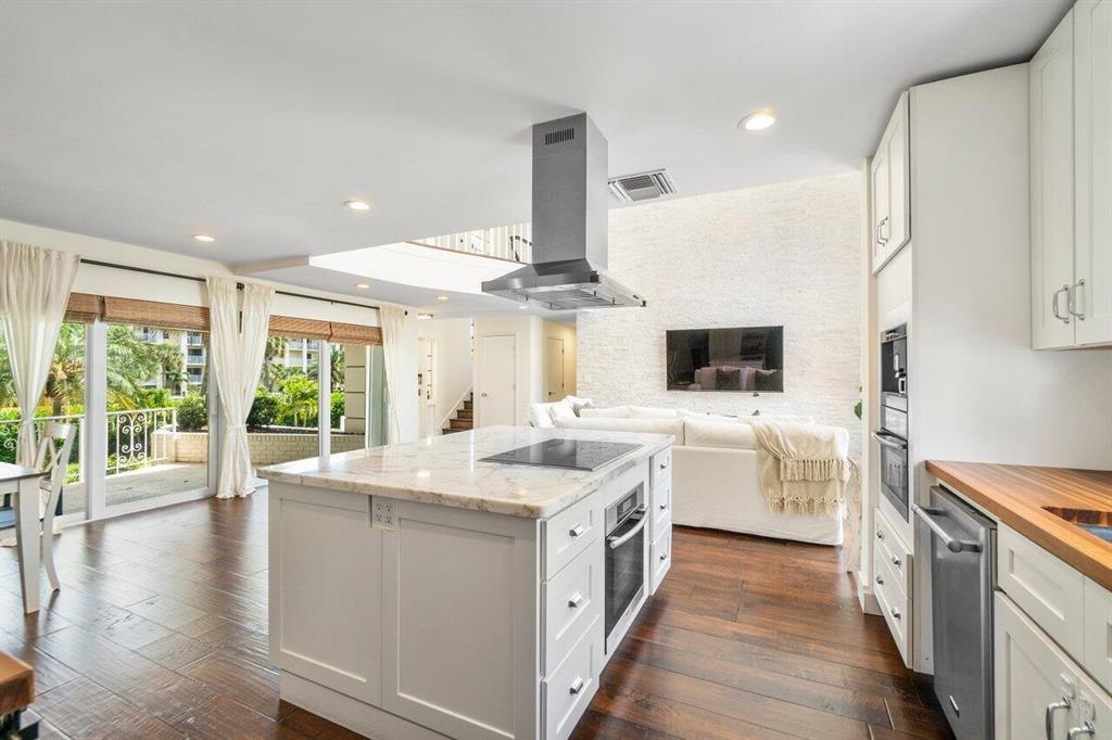 1299 S Ocean Boulevard Unit: S4