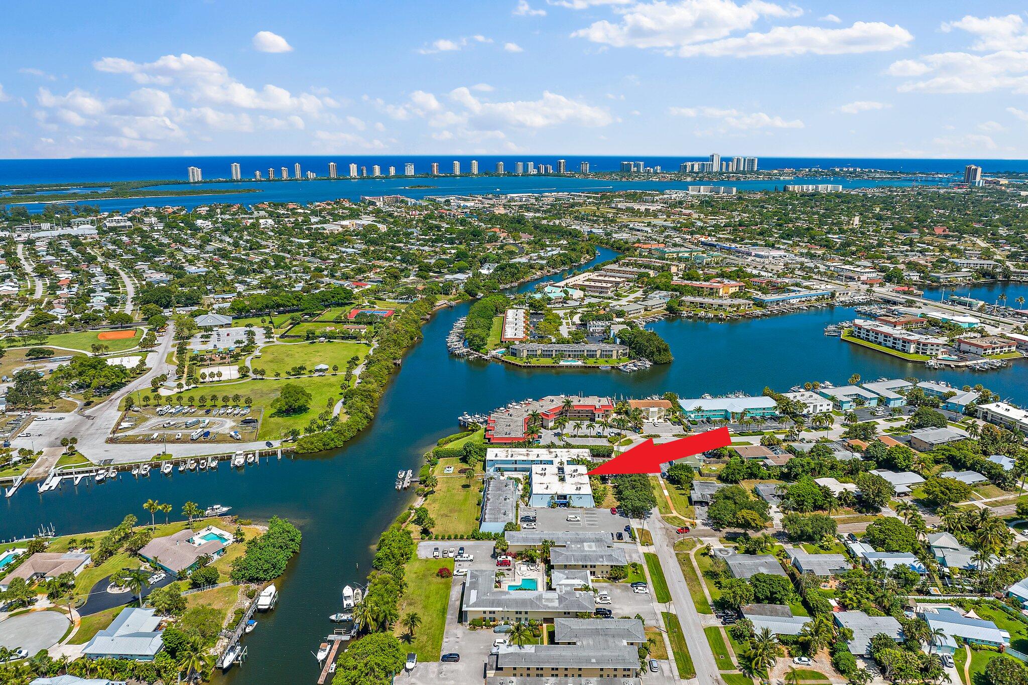 725 Hummingbird Way Unit: 204