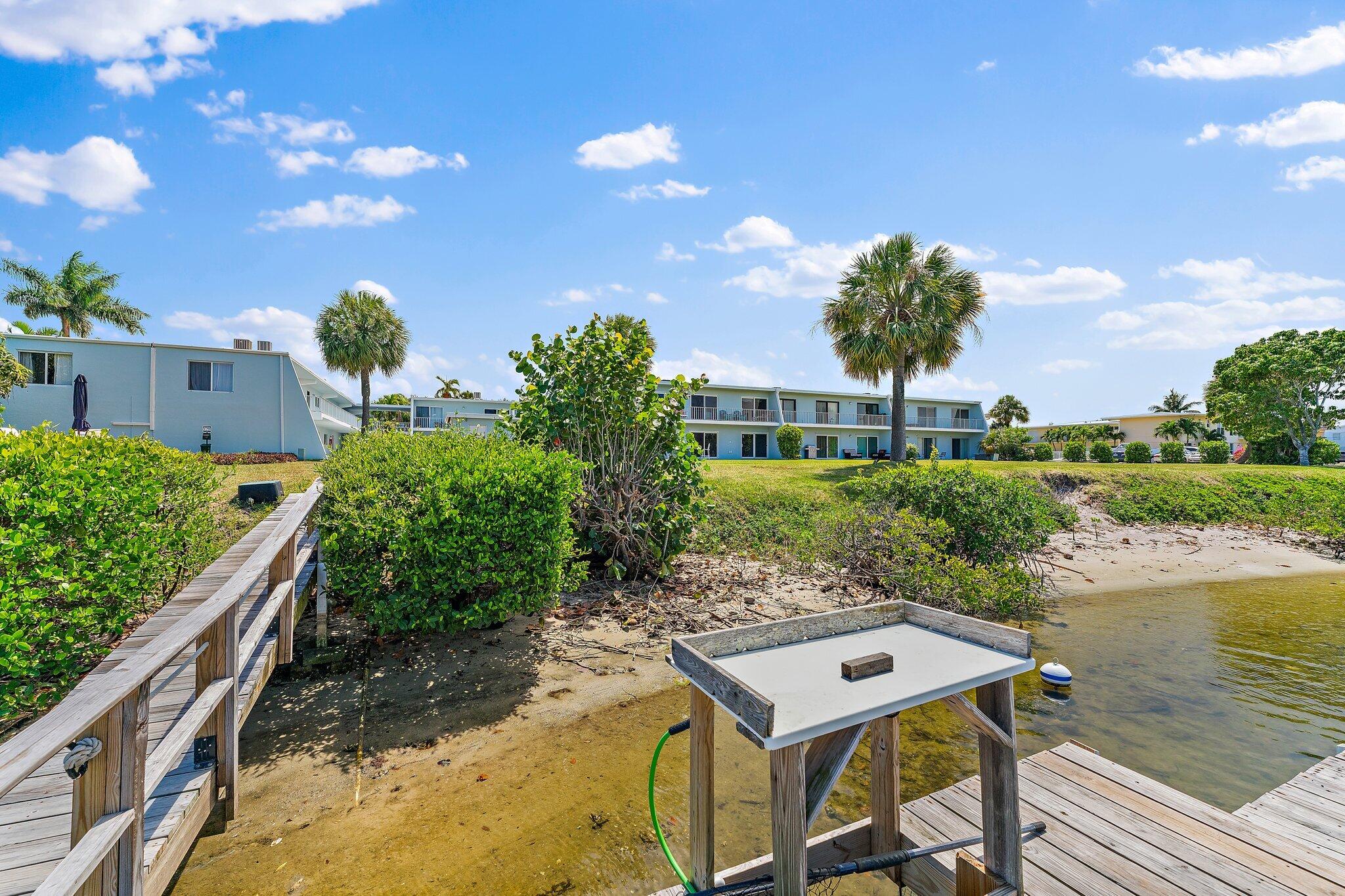 725 Hummingbird Way Unit: 204