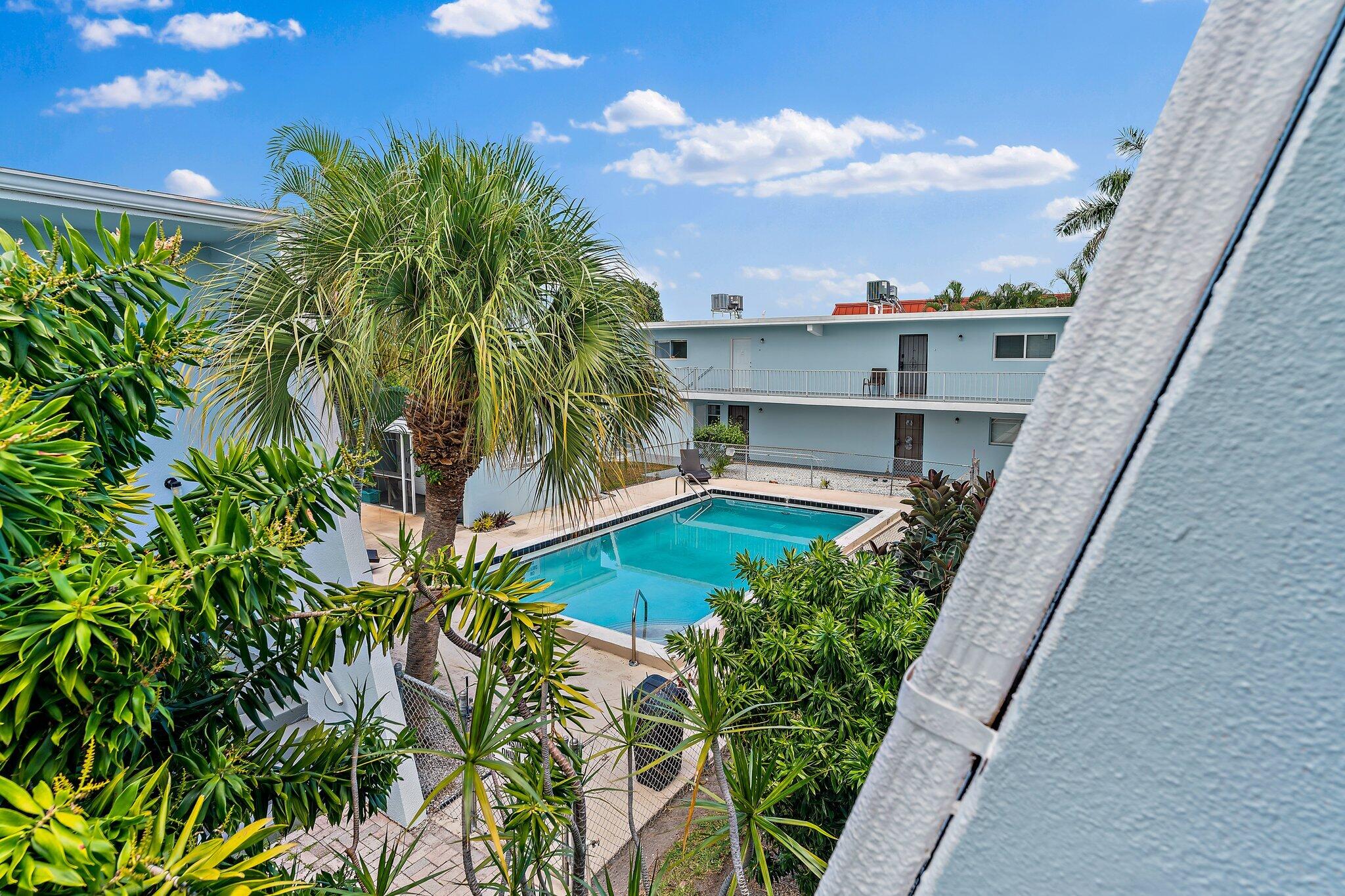 725 Hummingbird Way Unit: 204