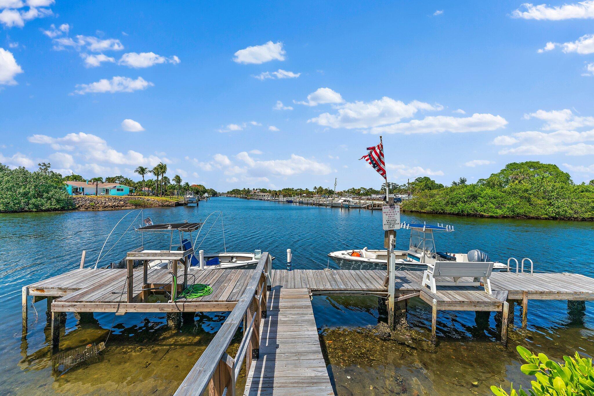 725 Hummingbird Way Unit: 204