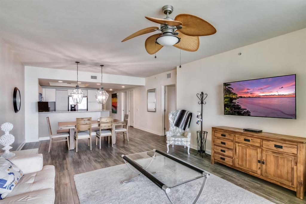 2650 Lake Shore Drive Unit: 2203