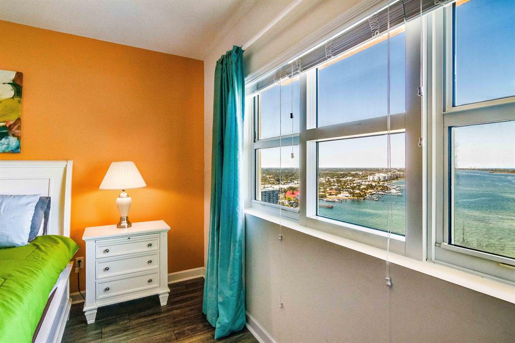 2650 Lake Shore Drive Unit: 2203