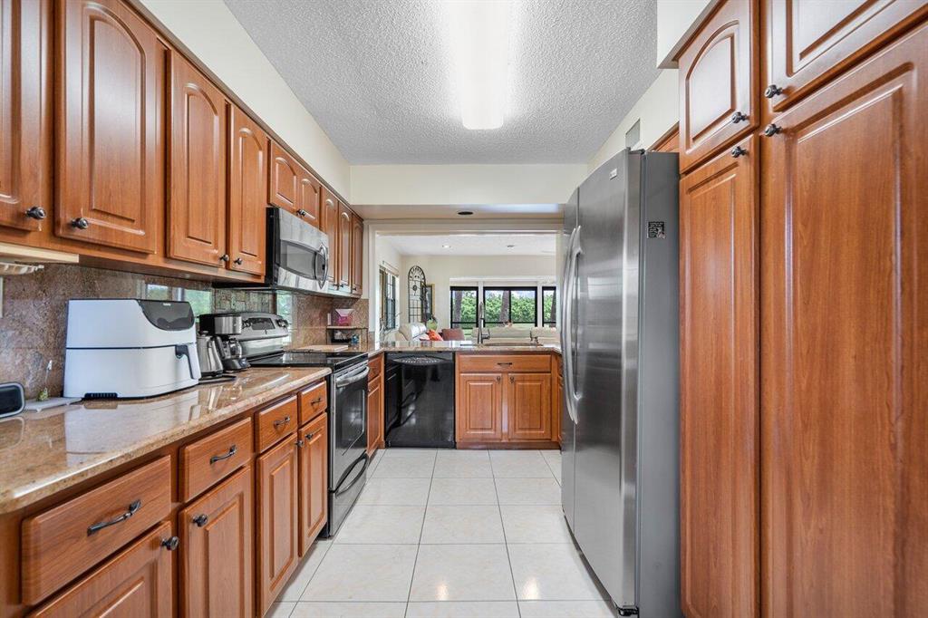 6450 Aspen Glen Circle Unit: 201