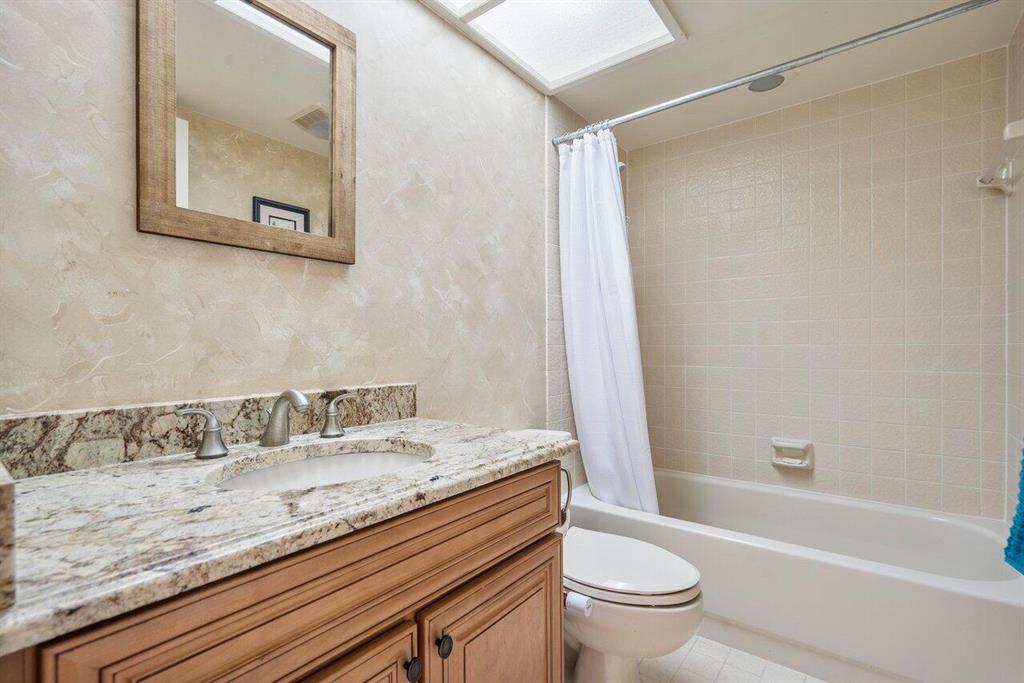 6450 Aspen Glen Circle Unit: 201