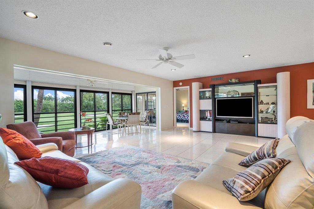 6450 Aspen Glen Circle Unit: 201