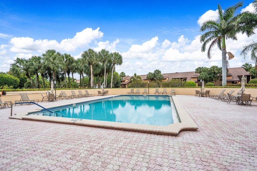 6450 Aspen Glen Circle Unit: 201