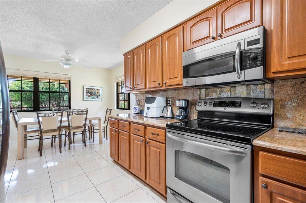6450 Aspen Glen Circle Unit: 201