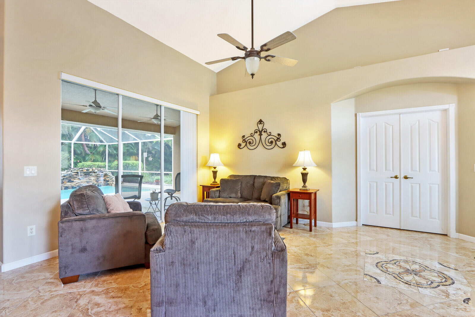 5954 NW Brenda Circle