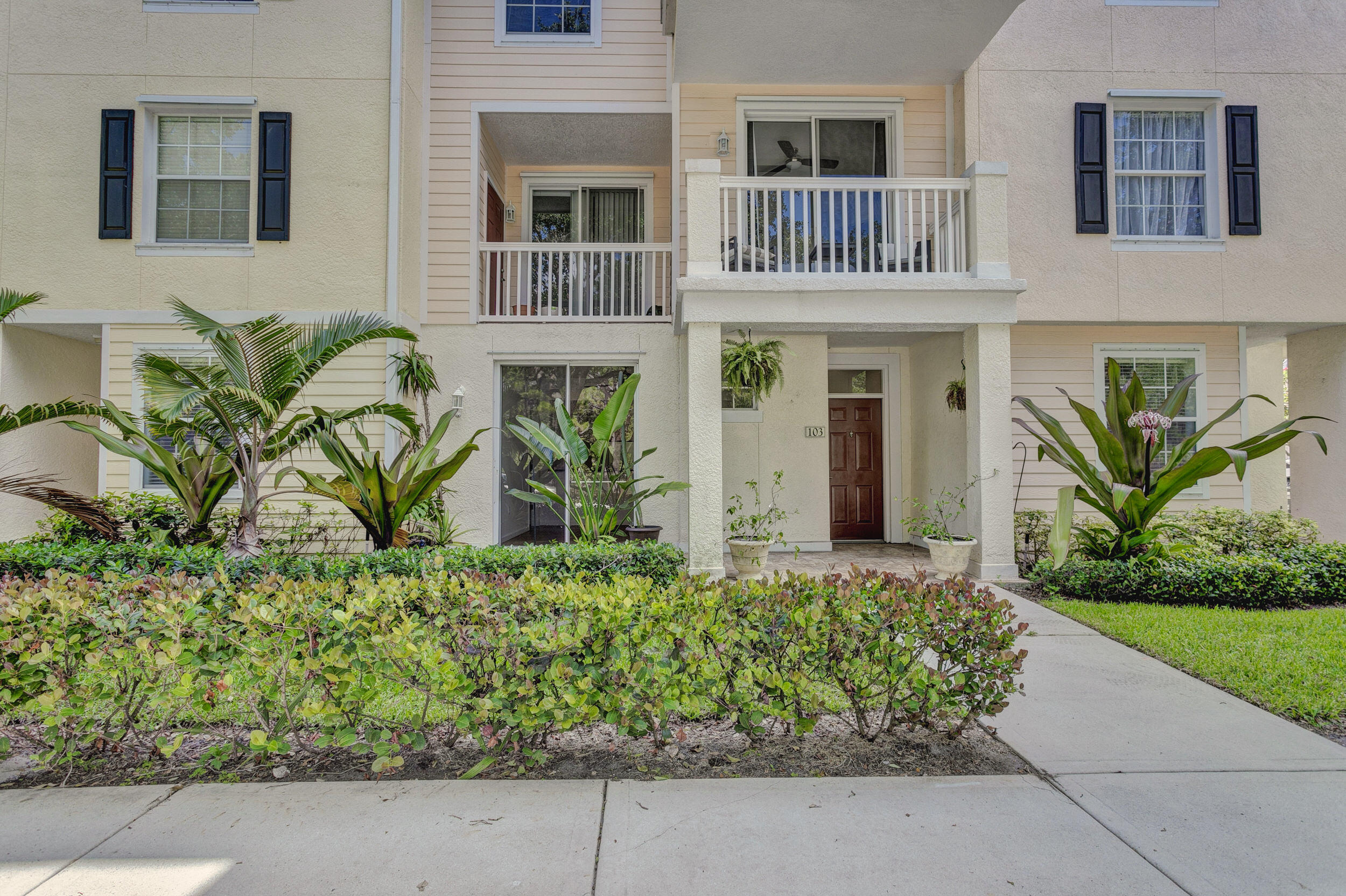175 Galicia Way Unit: 103