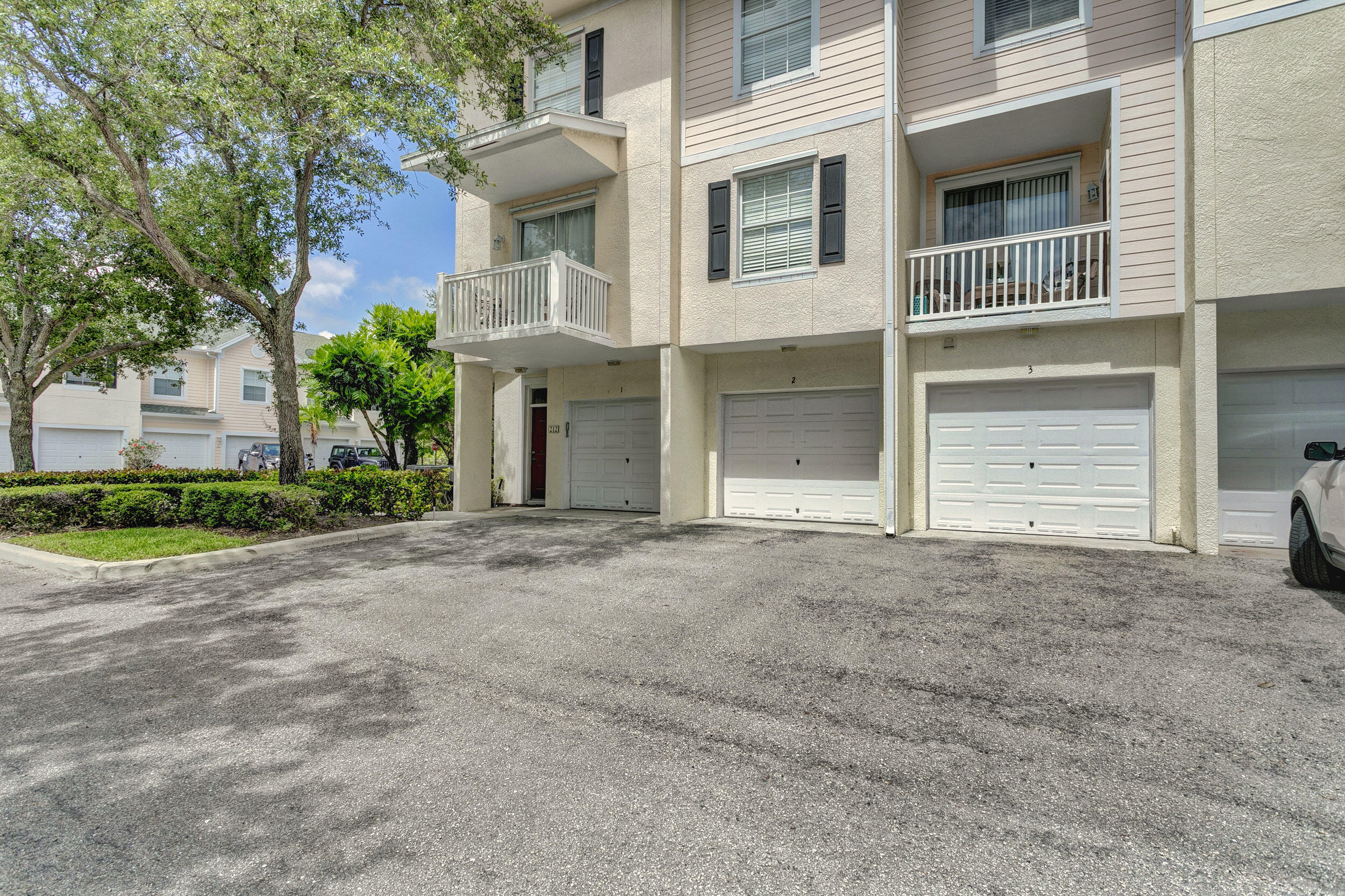175 Galicia Way Unit: 103