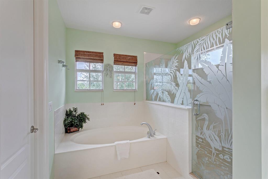 1422 Barlow Court