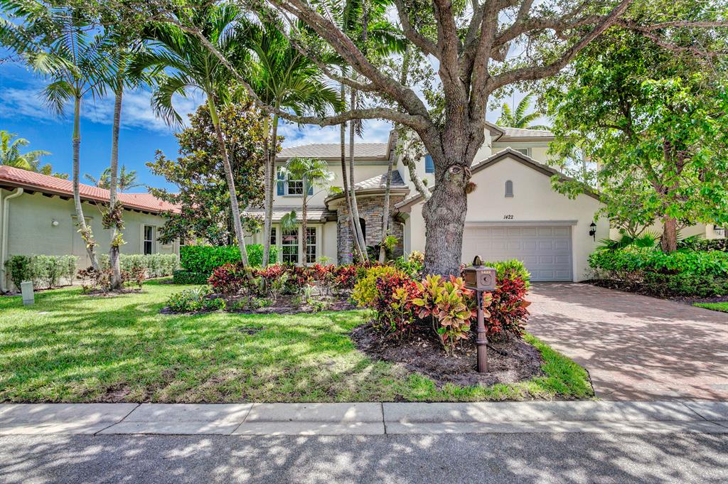1422 Barlow Court
