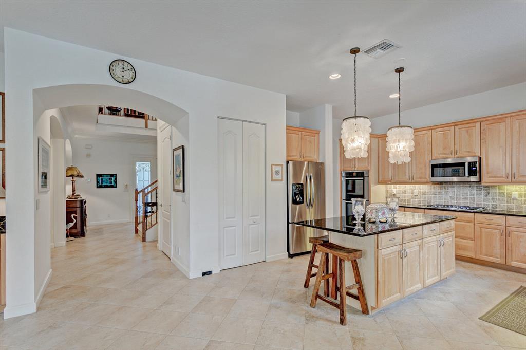 1422 Barlow Court