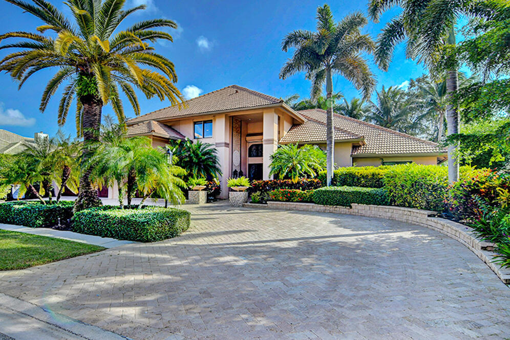 7352 Valencia Drive