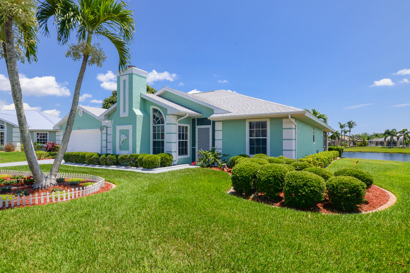 6848 Bronte Circle