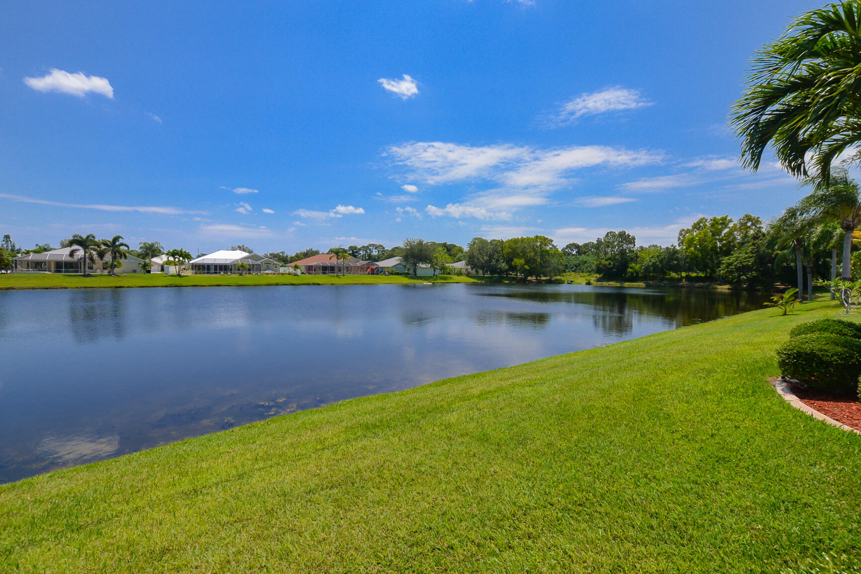 6848 Bronte Circle