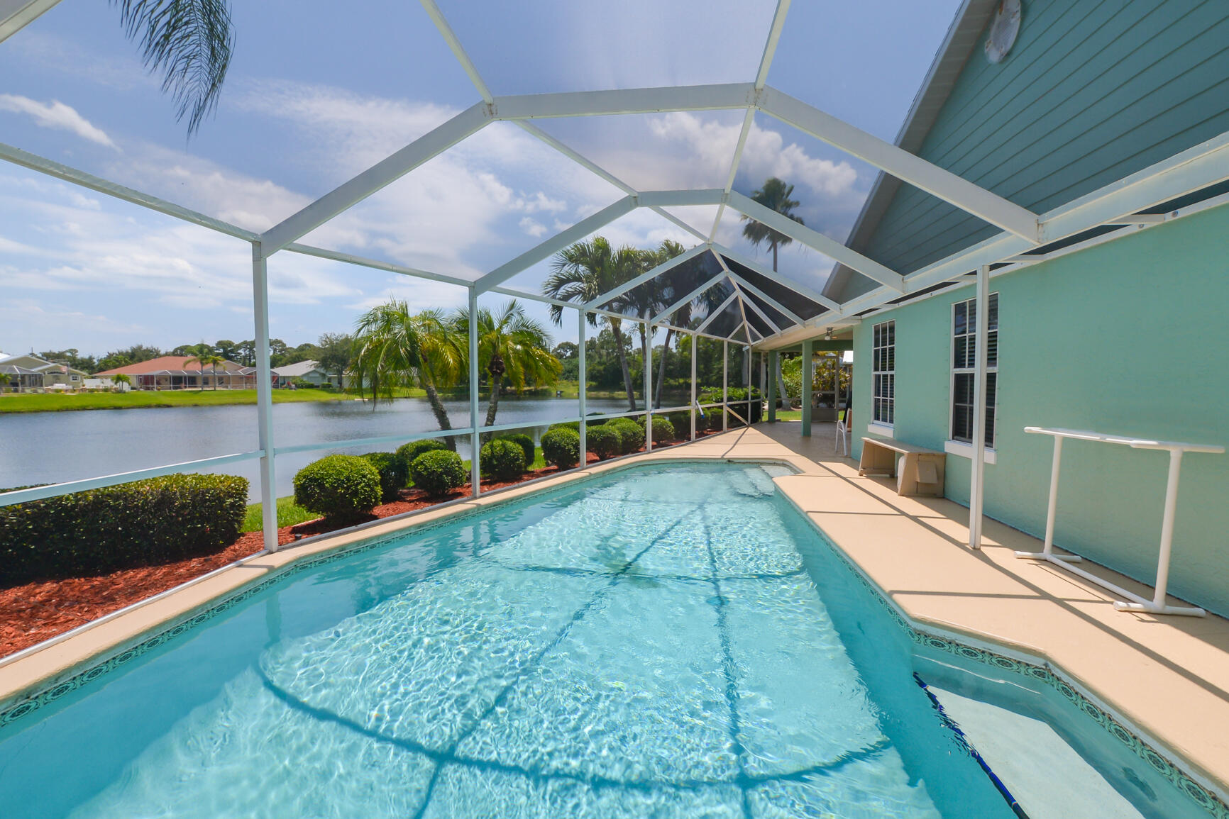 6848 Bronte Circle