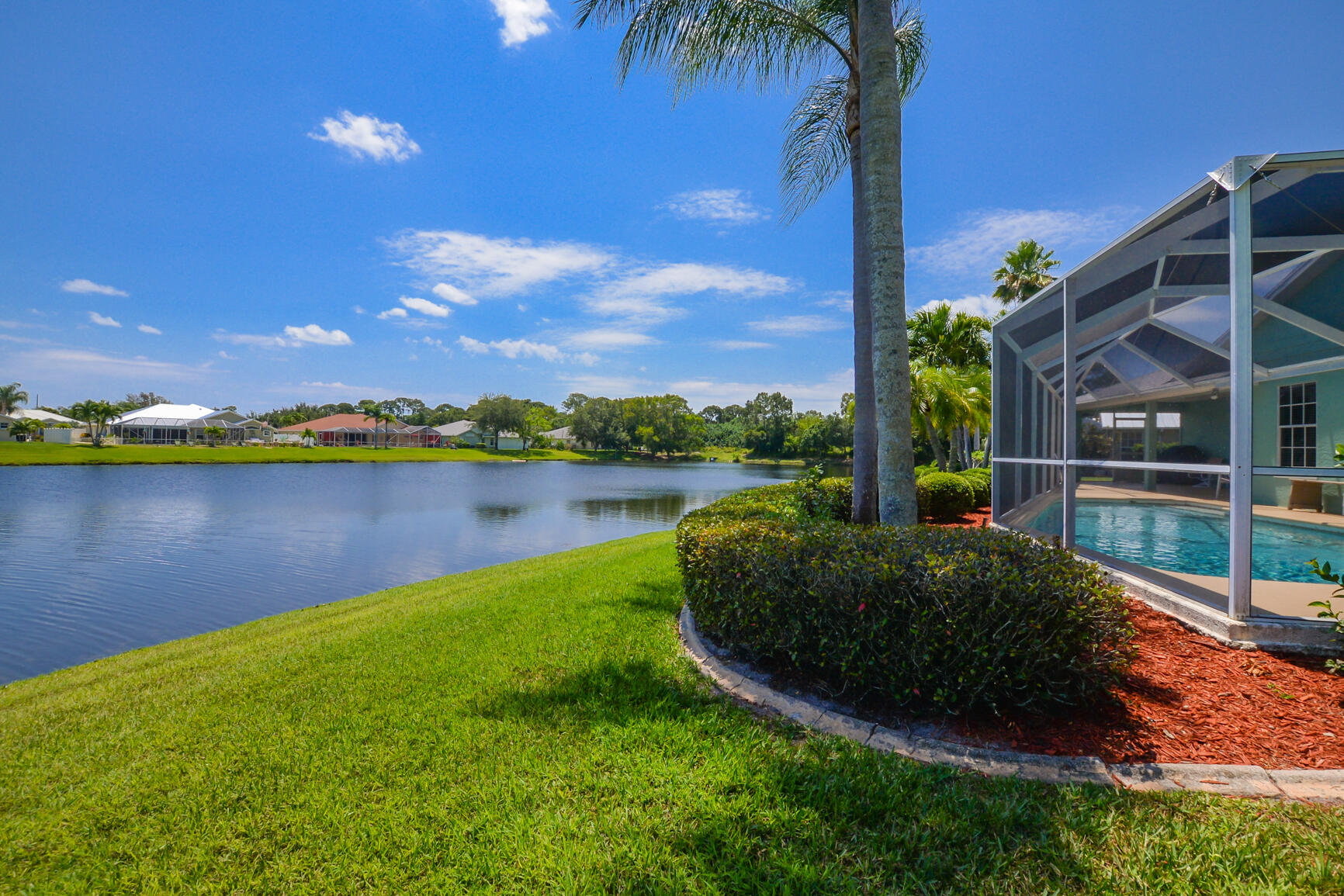 6848 Bronte Circle