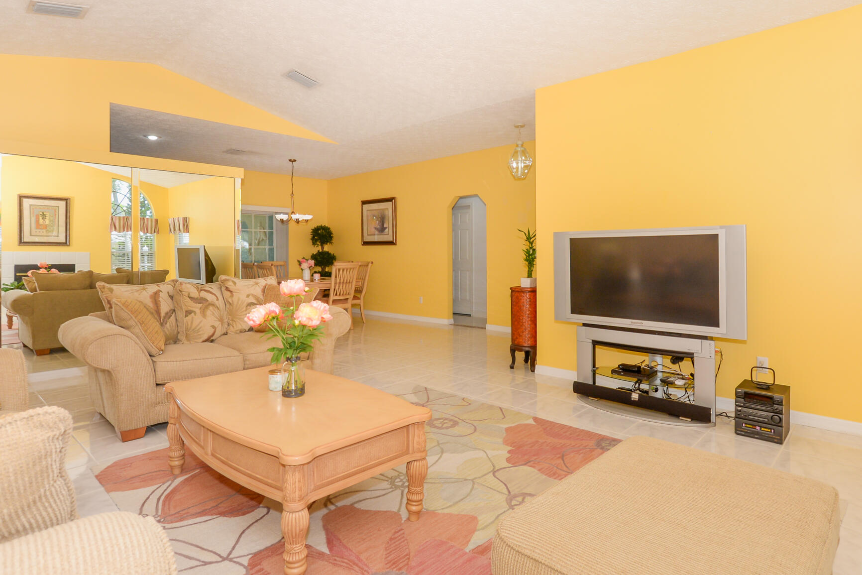 6848 Bronte Circle