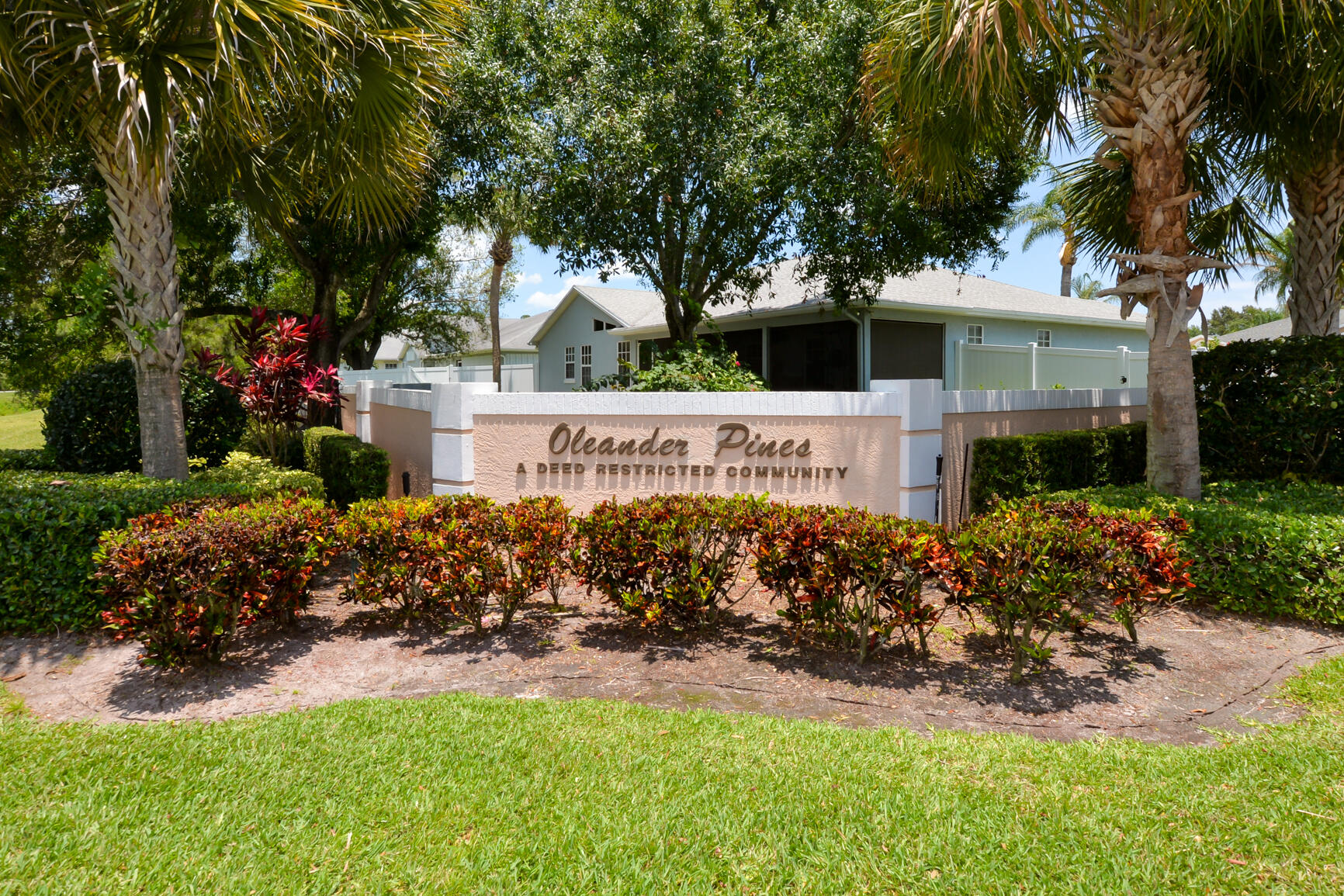 6848 Bronte Circle