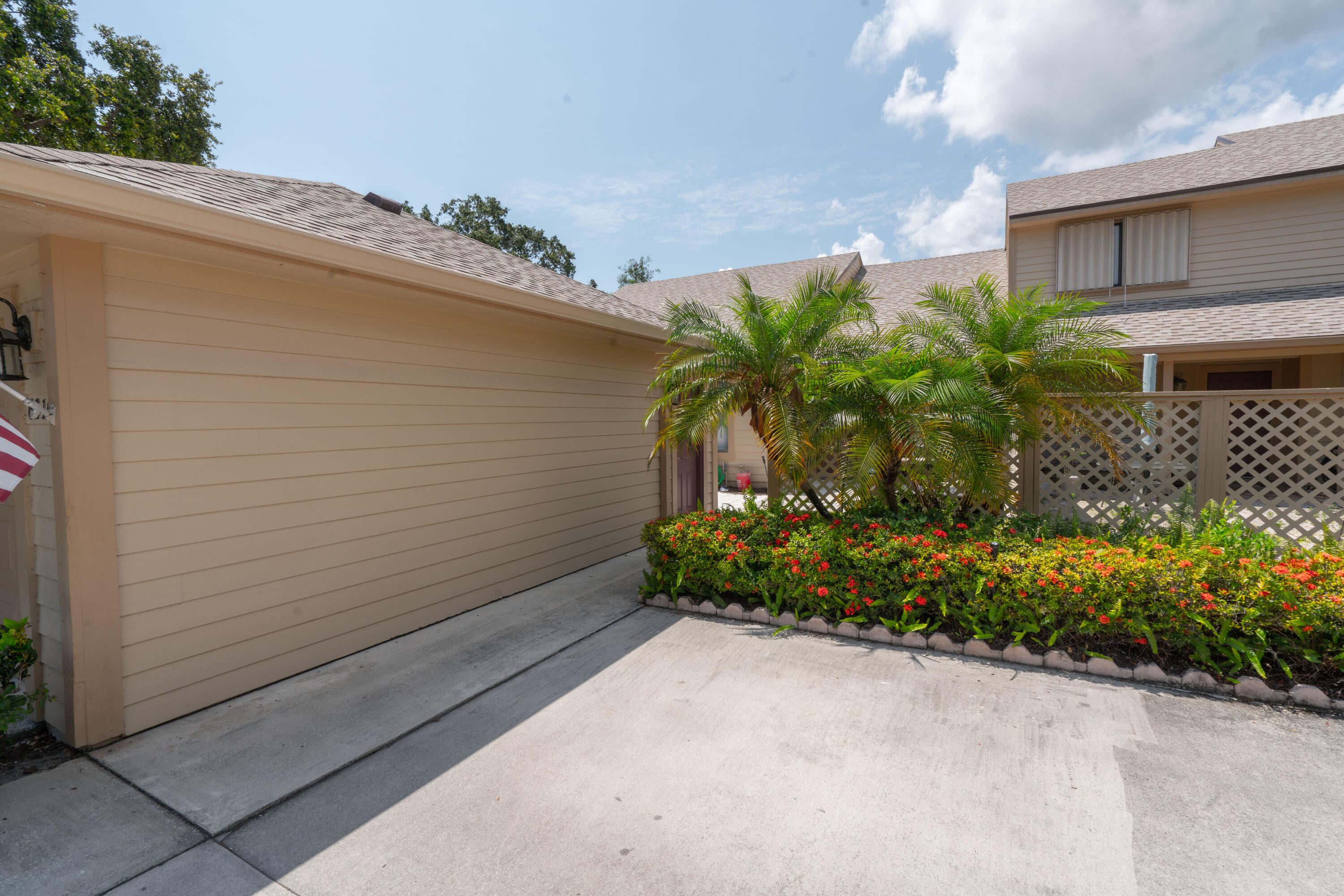 6210 SE Georgetown Place Unit: 302