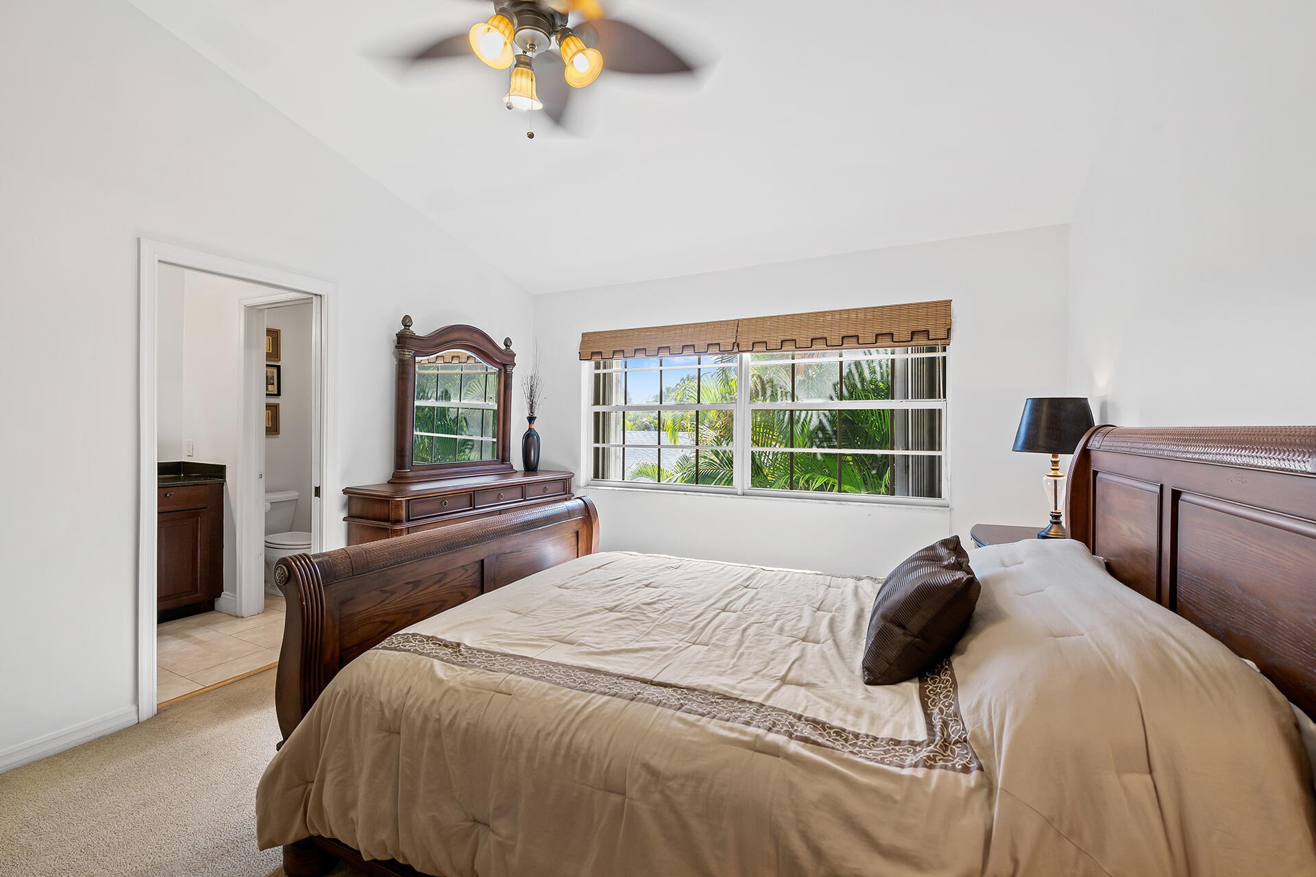 1950 NE 7th Street Unit: 102