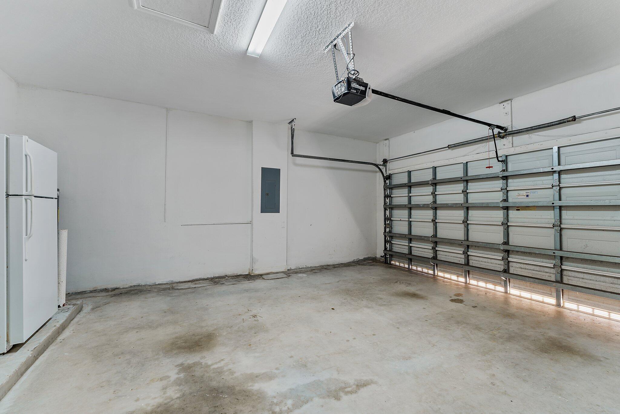 7265 SE Cricket Court