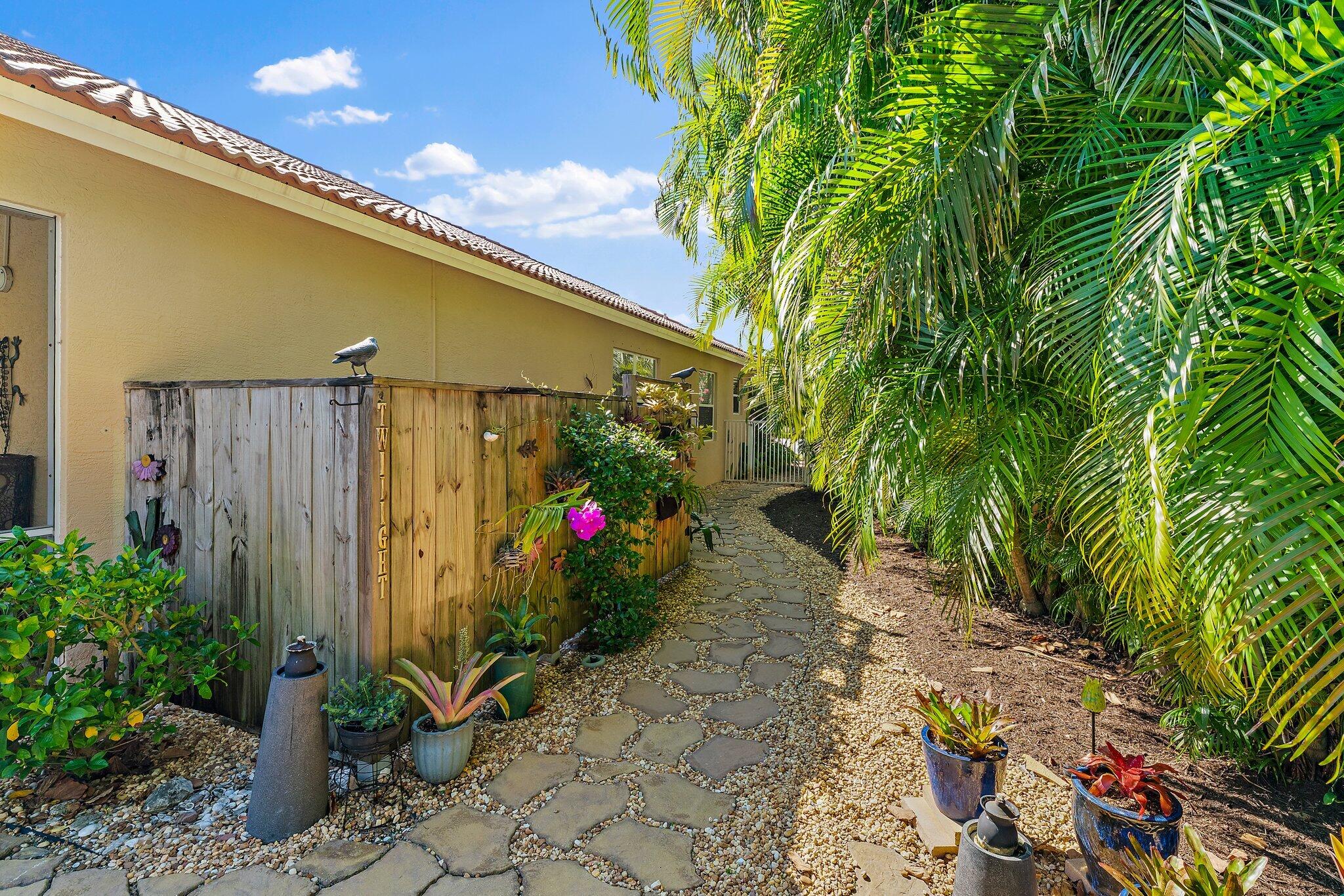 7265 SE Cricket Court
