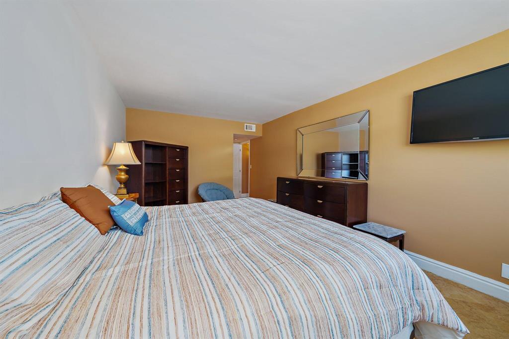 3540 S Ocean Boulevard Unit: 100