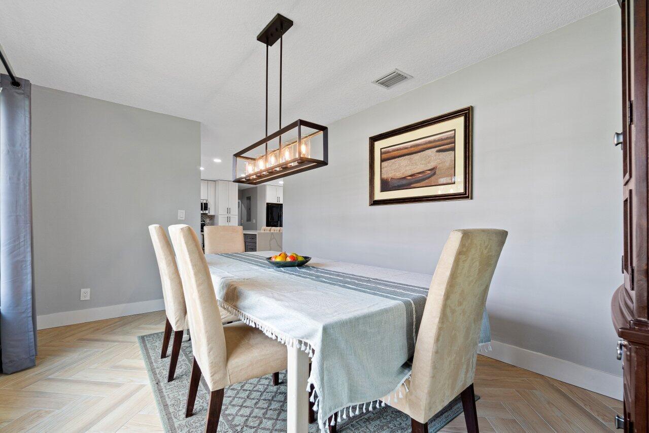 32 NW 12th Avenue