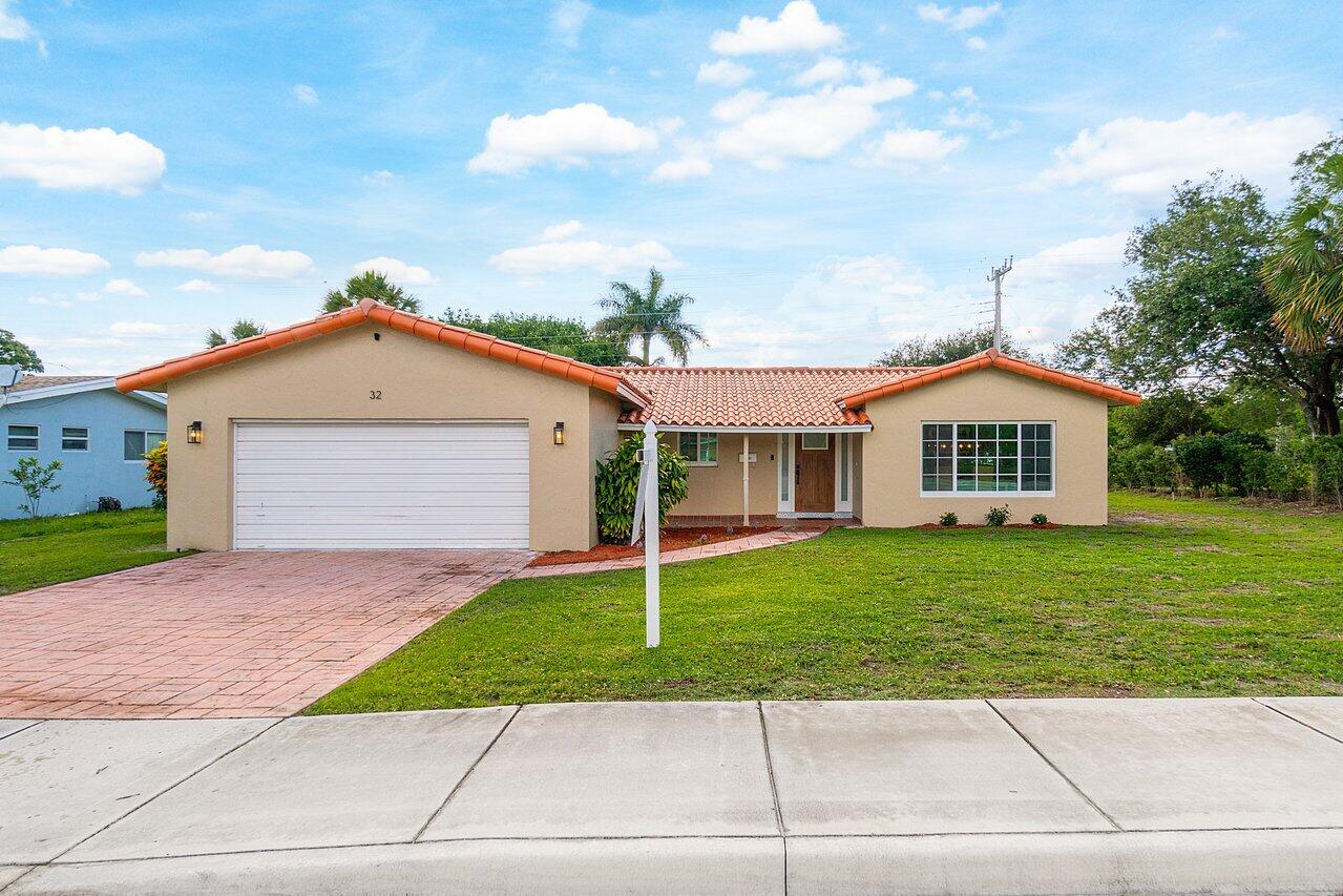 32 NW 12th Avenue