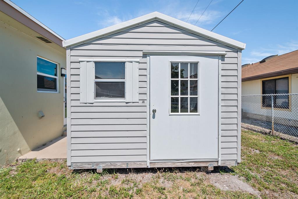 1306 Flamingo Drive